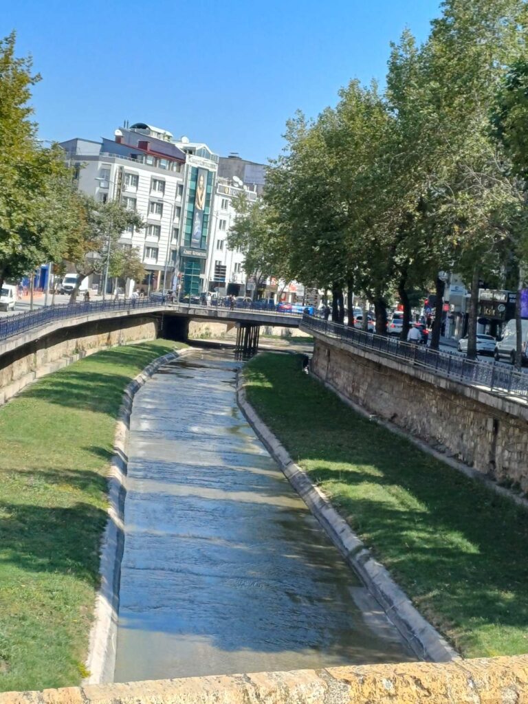 Στάση στην Κασταμονή κατά το οδοιπορικό στον Πόντο